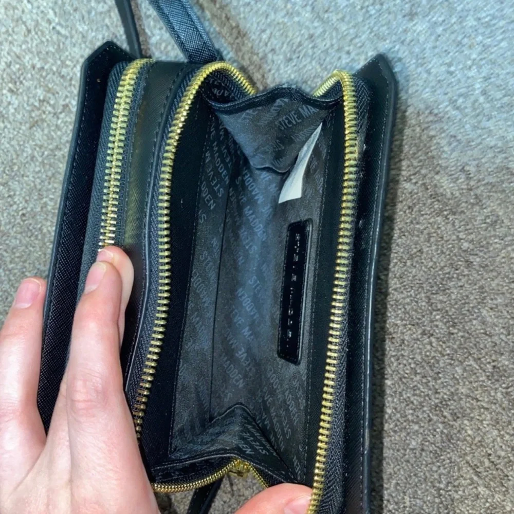 Black Steven Madden Purse - Picture 6 of 6